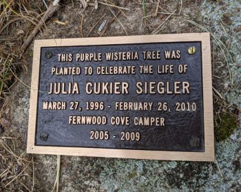 Julia Cukier Siegler plaque
