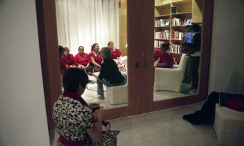 Stories of Work and Survival, 2007, performance/installation, 250 women, Museum of Contemporary Art Suzanne Lacy