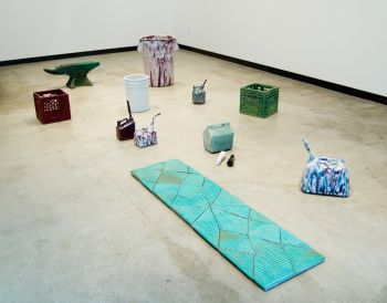 Oeuvreday, 2013, stoneware and porcelain, installation view Matthias Merkel-Hess
