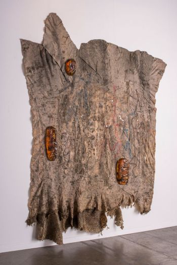 Si Te Dan Problemas Decirle Que Vengan Hablar Conmigo. Mi Nombre Es Paul y Vivo Alli; 2018; rubber, tree residue, paint residue, found gum, pine gum, found debris on canvas; 122 in. x 92 in. Eddie Rodolfo Aparicio