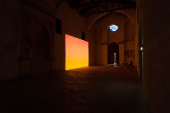 Scalar Field (f89406, f2784b, f64747, f62459); 2015; projection, stereo sound, speakers and computer; dimensions variable Yann Novak